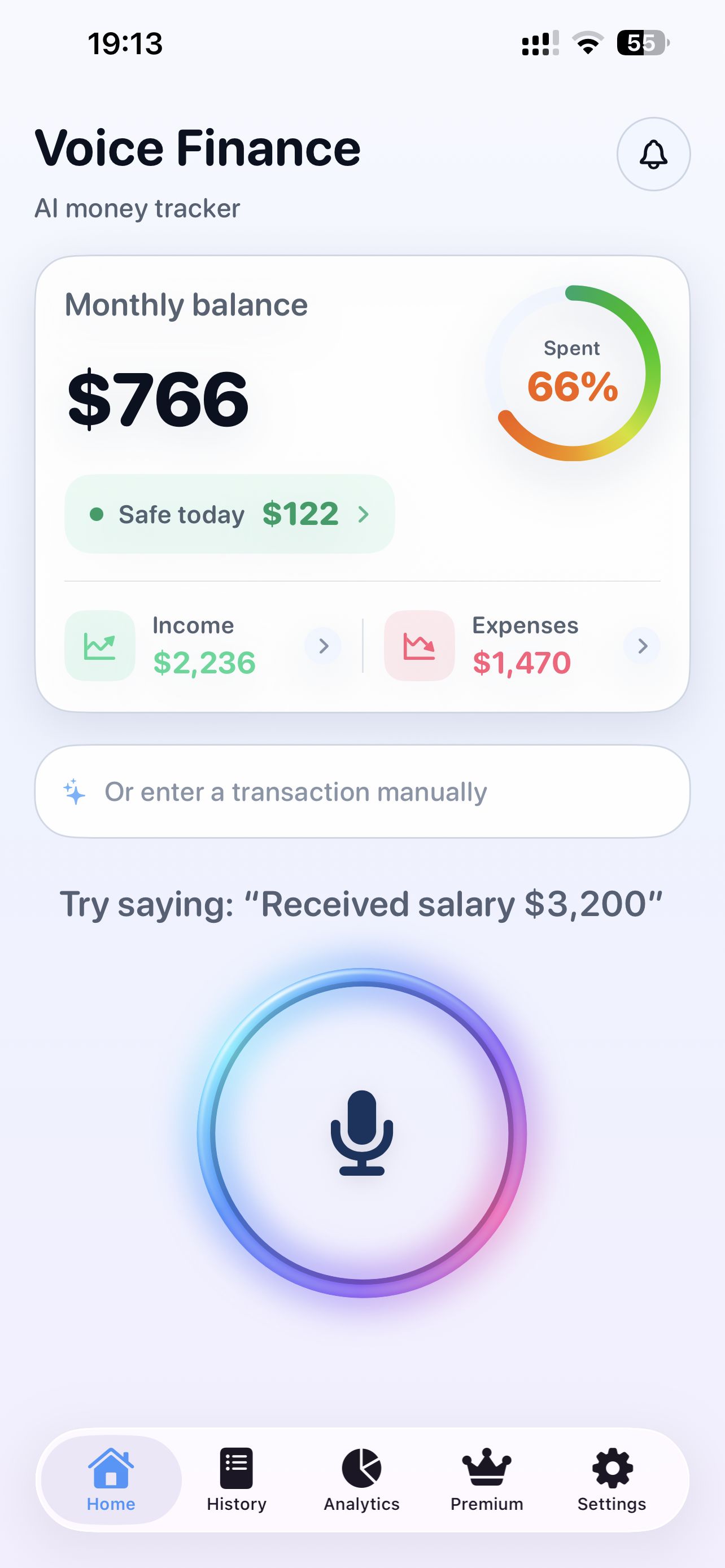 Voice Finance home screen: monthly balance, daily allowance and the voice button — light theme